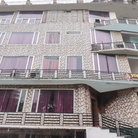 Oyo 69402 Yogeshwar Dhaam Otel Vrindāvan Dış mekan fotoğraf